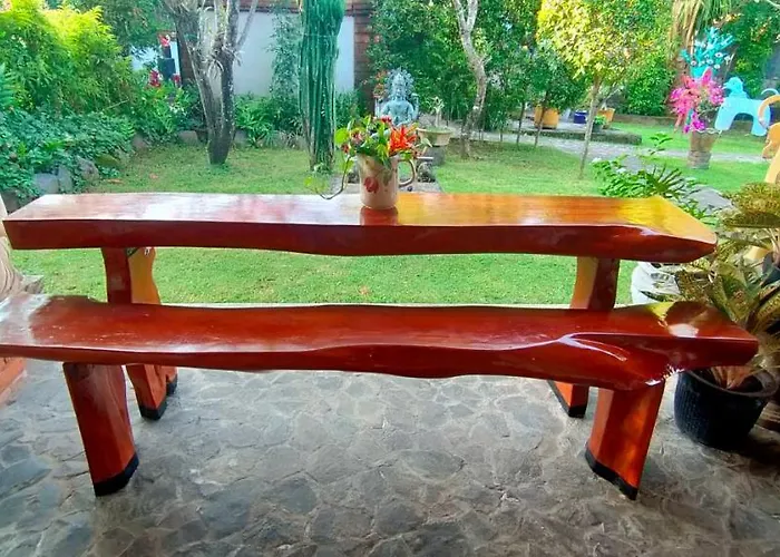 Pensión Tunjung Lovina 3*