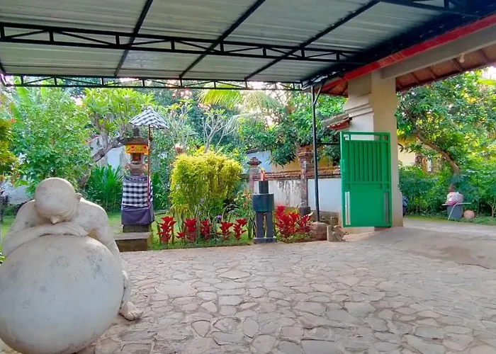 Pensión Tunjung Lovina Pabean Buleleng